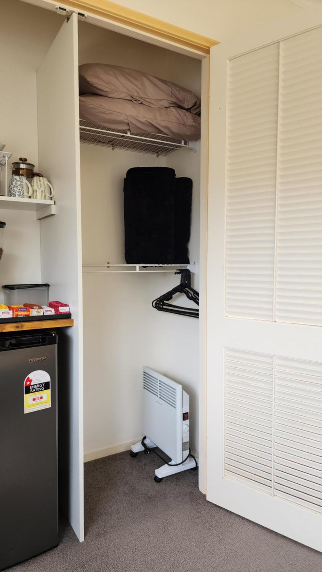 Glamis Ave Shared Home B&B Ню Плимут Екстериор снимка