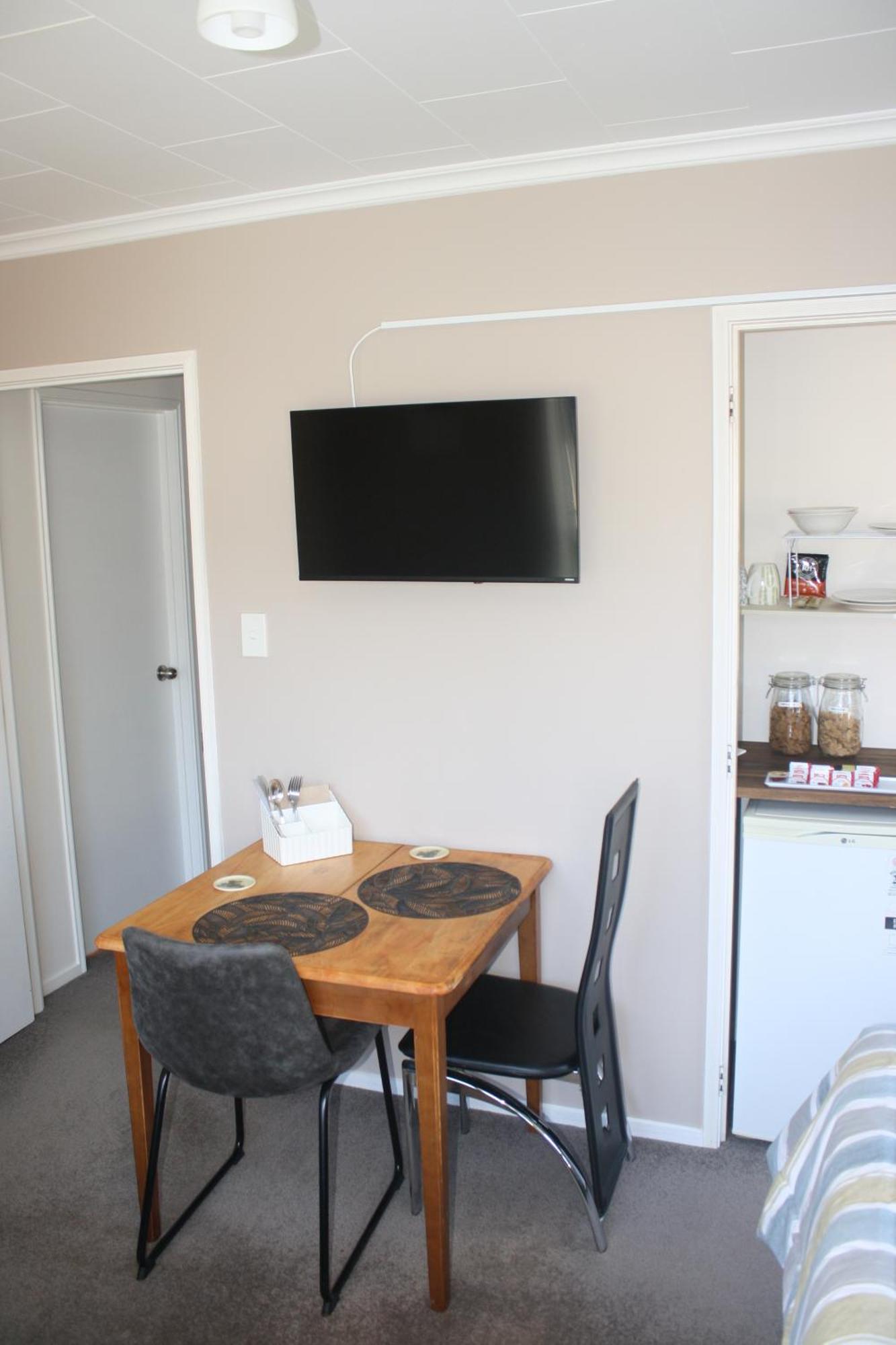 Glamis Ave Shared Home B&B Ню Плимут Екстериор снимка